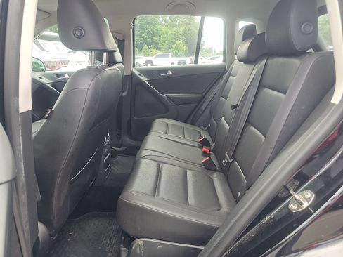Used 2016 Volkswagen Tiguan S FWD image 13