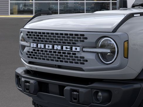 New 2026 Ford Bronco Badlands AWD/4WD image 19