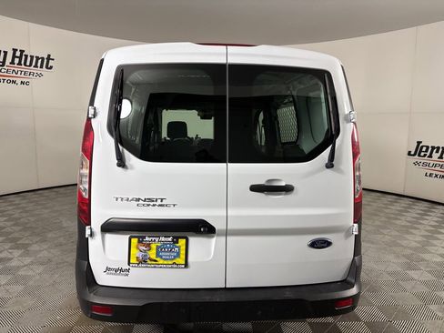 Used 2022 Ford Transit Connect XL image 5