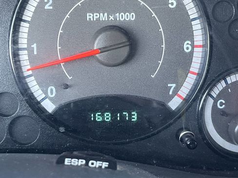 Used 2006 Jeep Liberty Renegade image 7