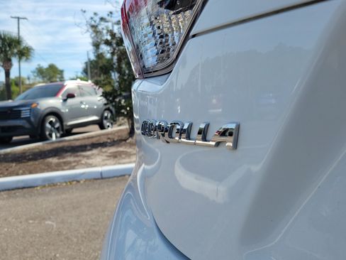 Used 2024 Toyota Corolla LE image 8