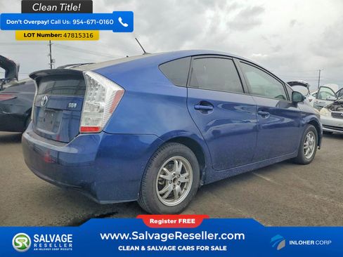 Used 2011 Toyota Prius Two w/ Preferred Accessory Pkg FWD image 4