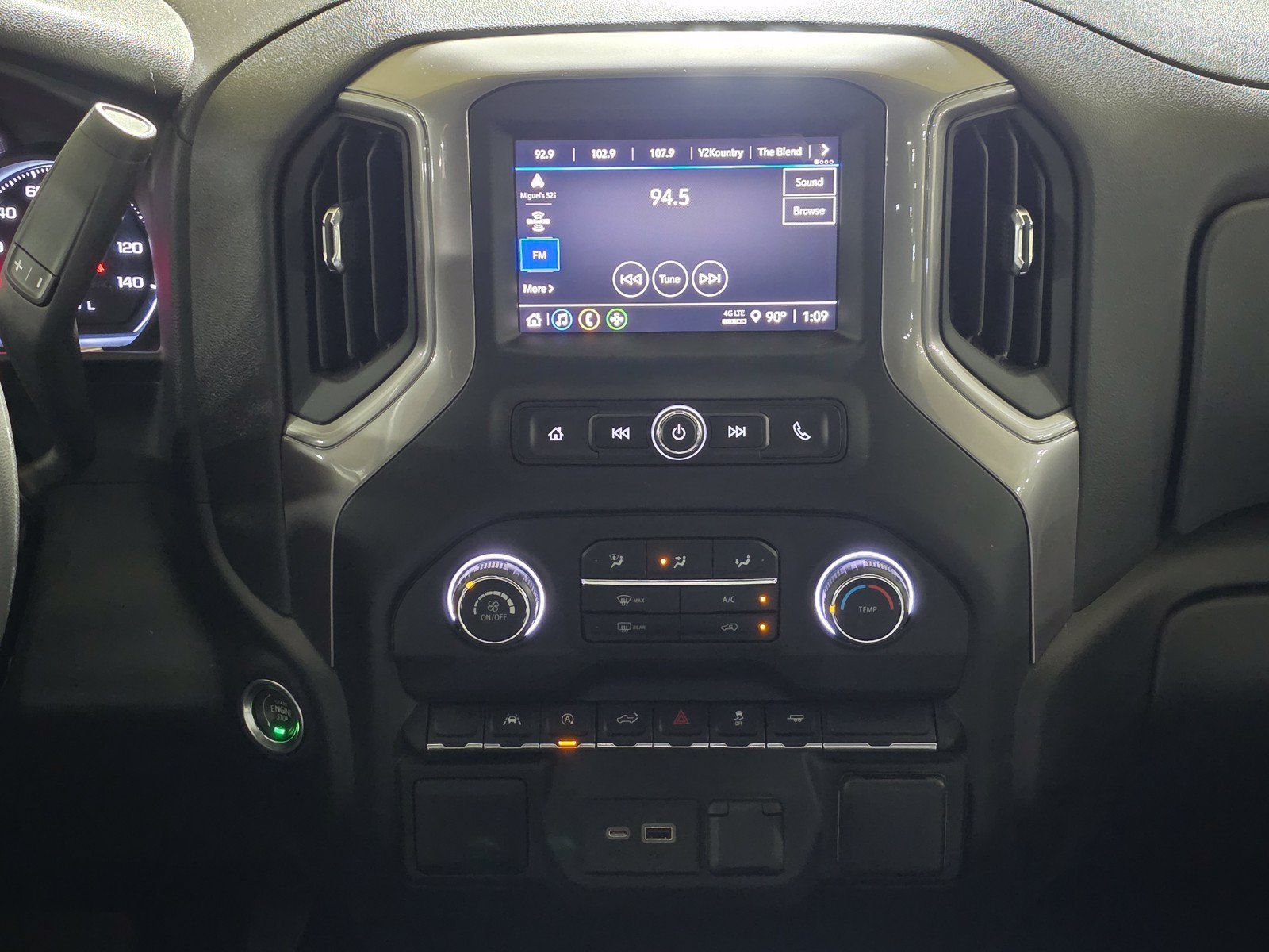 Used 2023 Chevrolet Silverado 1500 Custom RWD image 18