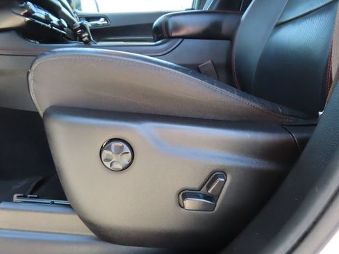 Used 2025 Dodge Durango R/T AWD/4WD image 8