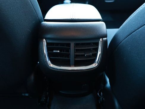 Used 2024 Chevrolet Malibu LT FWD image 28