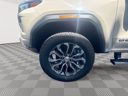 New 2026 GMC Canyon Denali AWD/4WD image 29