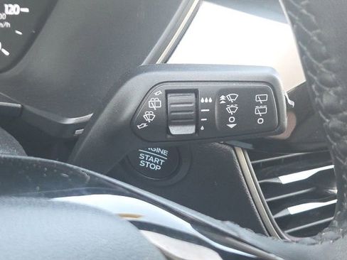 Used 2022 Ford Escape SE w/ Convenience Package FWD image 42