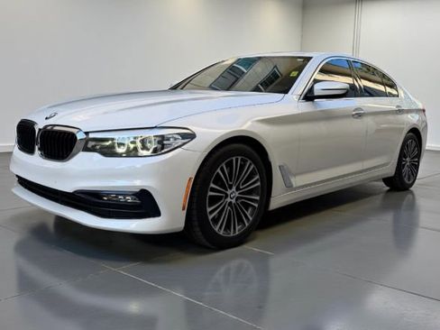 Used 2018 BMW 530i image 1