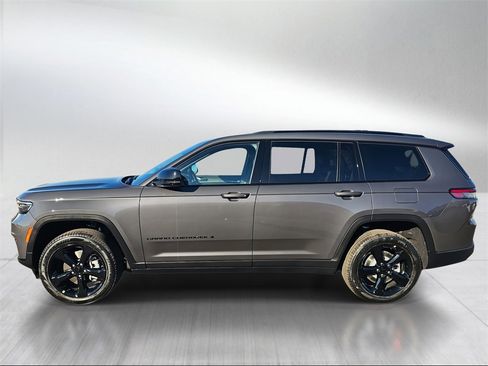 New 2025 Jeep Grand Cherokee L Limited w/ Black Appearance Package image 3