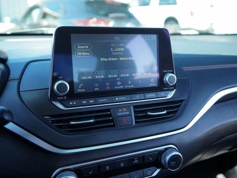 Used 2022 Nissan Altima 2.5 SR w/ Midnight Edition Package image 21