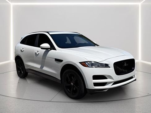 Used 2020 Jaguar F-PACE Premium AWD/4WD image 7