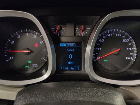 Used 2017 Chevrolet Equinox LS FWD image 23