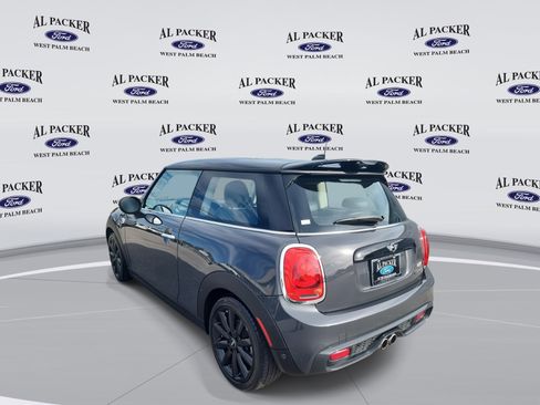 Used 2015 MINI Cooper S image 3