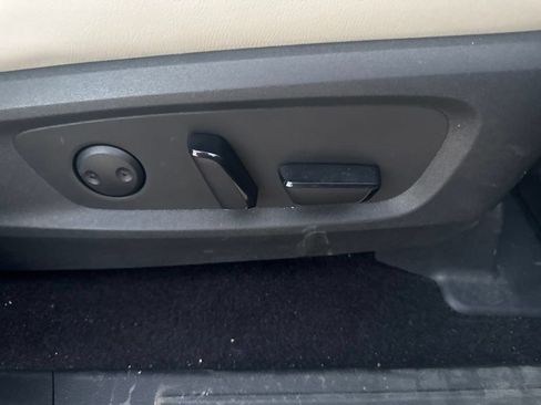 Certified 2023 Nissan Pathfinder SL AWD/4WD image 17