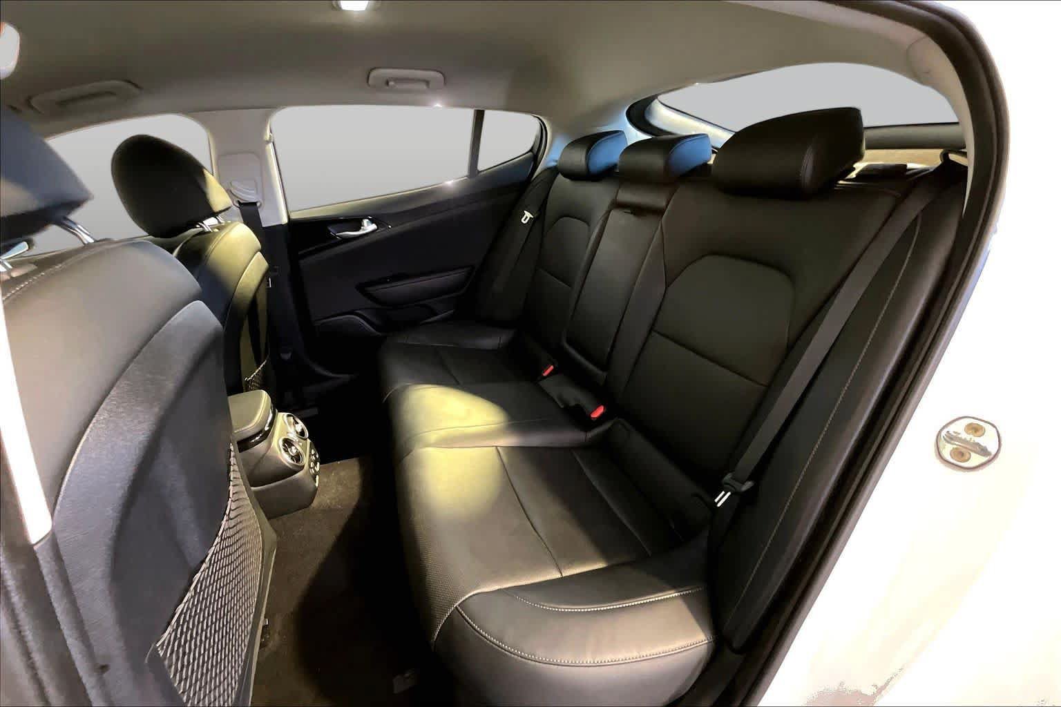 Used 2019 Kia Stinger RWD image 19