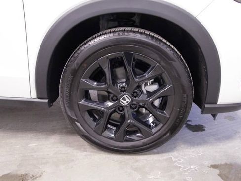 Certified 2024 Honda HR-V Sport image 12