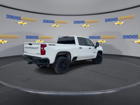 Used 2025 Chevrolet Silverado 2500 Custom w/ Custom Value Package image 11