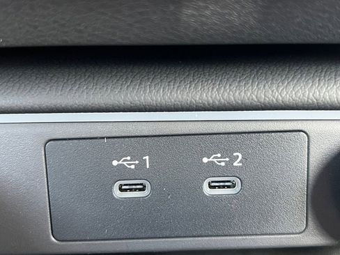 New 2026 Nissan Sentra SR w/ Floor Mat Package FWD image 7