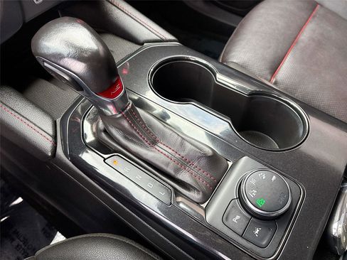 Used 2021 Chevrolet Blazer RS w/ Enhanced Convenience Package image 17