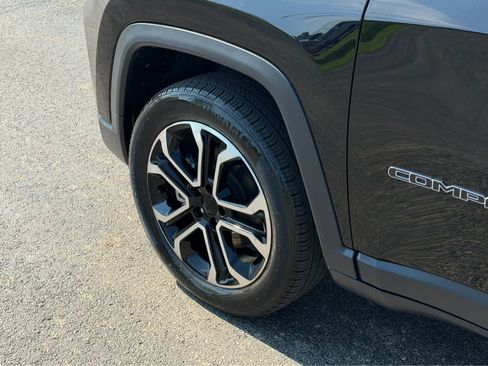 Used 2022 Jeep Compass Limited AWD/4WD image 13