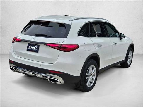 Certified 2026 Mercedes-Benz GLC 300 4MATIC image 5