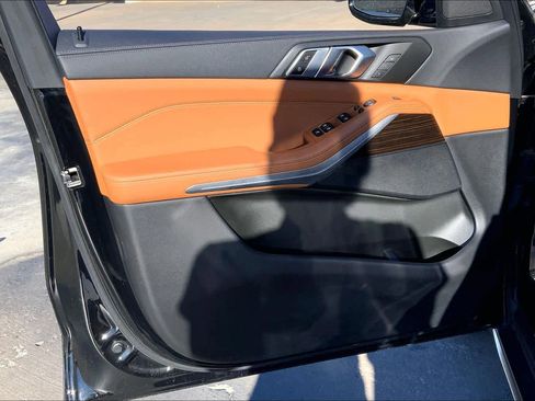 Used 2023 BMW X5 xDrive40i w/ Climate Comfort Package image 20