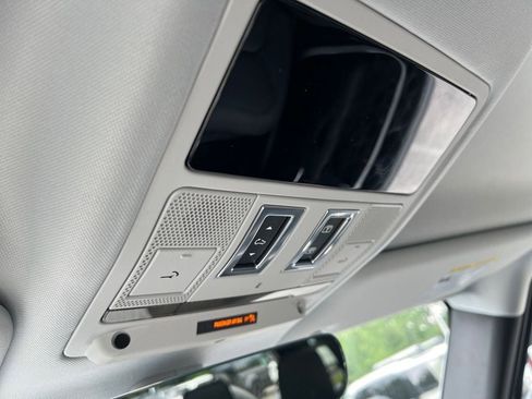 New 2025 Land Rover Defender 110 S AWD/4WD image 20