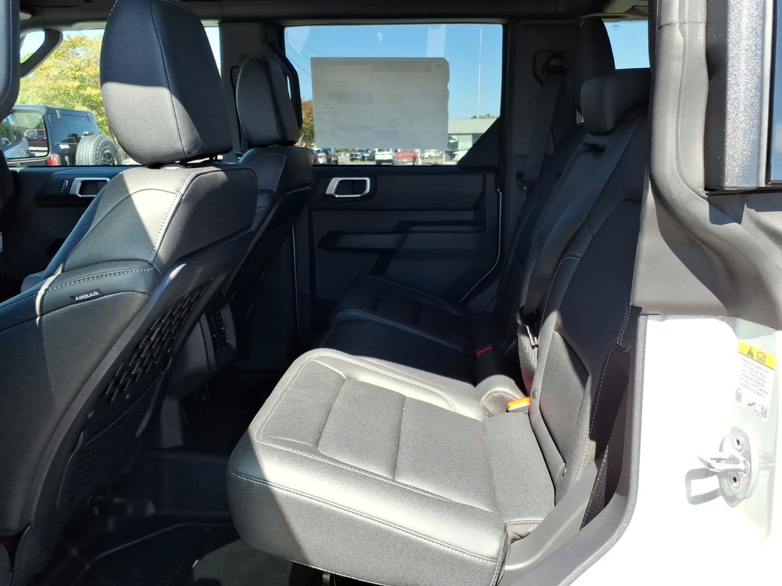 New 2026 Ford Bronco Big Bend w/ Black Diamond Package AWD/4WD image 11
