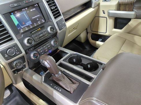 Certified 2018 Ford F150 Lariat w/ Equipment Group 502A Luxury AWD/4WD image 34