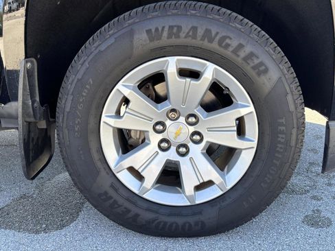 Used 2018 Chevrolet Colorado LT image 37