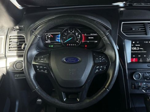 Used 2017 Ford Explorer XLT w/ Equipment Group 201A image 50