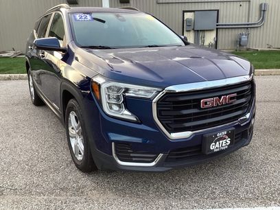 Used 2022 GMC Terrain SLE w/ Driver Convenience Package