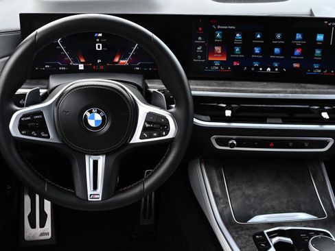 Used 2024 BMW X5 M60i image 14