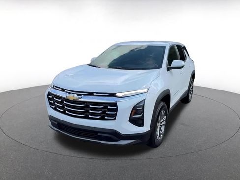 Used 2025 Chevrolet Equinox LT image 8