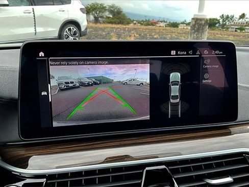 Used 2022 BMW M550i xDrive w/ Shadowloine Package image 23