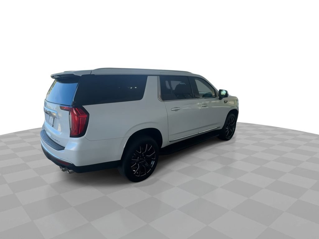 Certified 2024 GMC Yukon XL Denali AWD/4WD image 8
