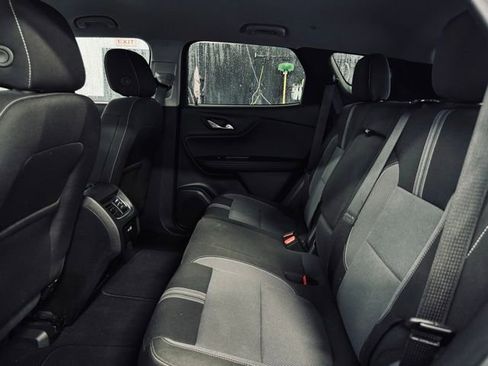 Used 2025 Chevrolet Blazer LT image 18