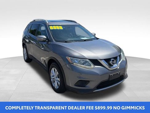 Used 2015 Nissan Rogue SV w/ SV Premium Package FWD image 2
