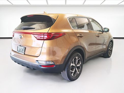 Used 2020 Kia Sportage LX FWD image 4