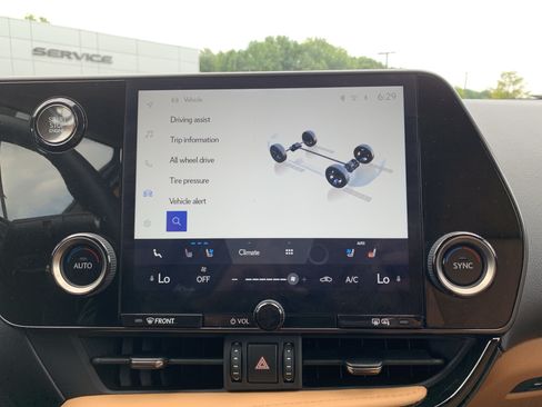 Used 2026 Lexus NX 350 AWD w/ Premium Package image 24