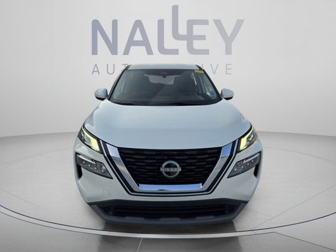 Used 2023 Nissan Rogue SV FWD image 8