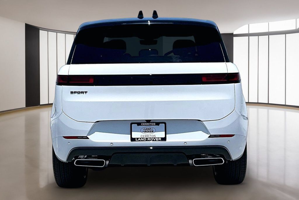 New 2026 Land Rover Range Rover Sport Dynamic SE AWD/4WD image 4