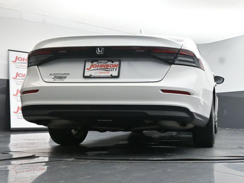 Used 2023 Honda Accord LX image 37