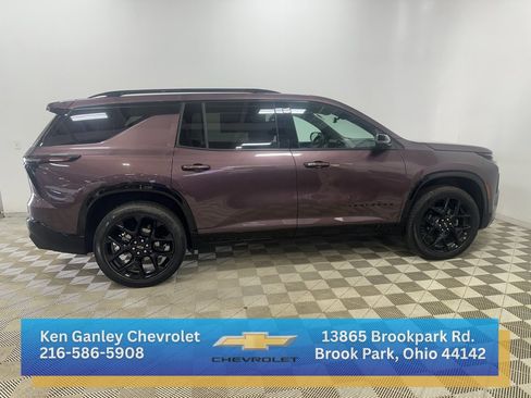 Certified 2024 Chevrolet Traverse RS w/ LPO, Floor Liner Package image 4