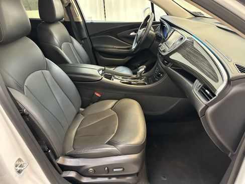 Used 2017 Buick Envision Essence image 13