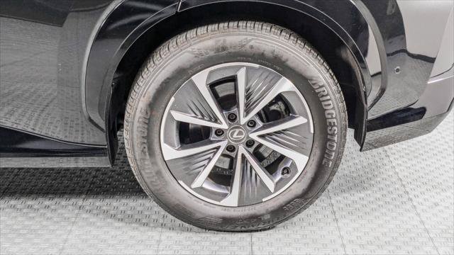 Used 2023 Lexus RZ 450e Premium w/ Technology Package AWD/4WD image 34