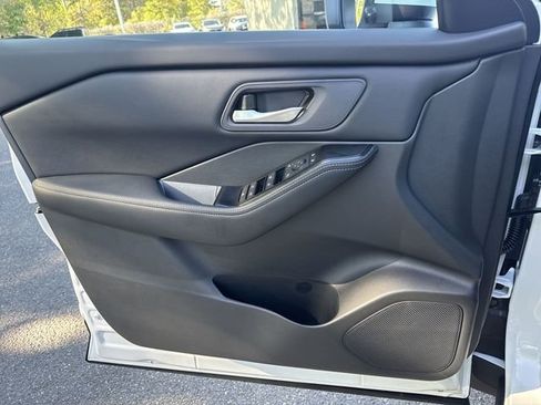 New 2026 Nissan Rogue SV FWD image 26