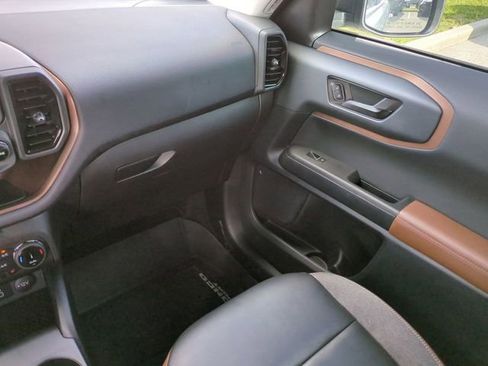 Certified 2023 Ford Bronco Sport Outer Banks AWD/4WD image 17