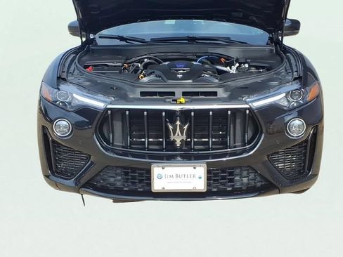 Used 2023 Maserati Levante Modena AWD/4WD image 23