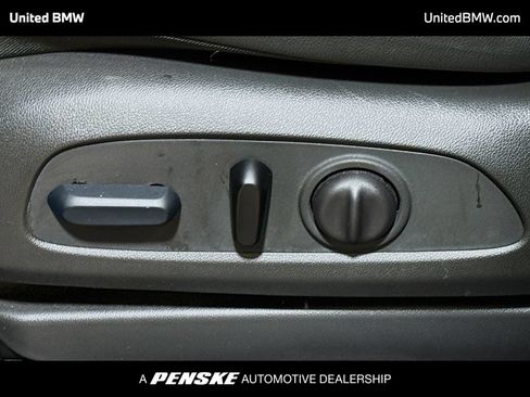 Used 2023 Buick Encore GX Essence w/ LPO, Active Lifestyle Package AWD/4WD image 4